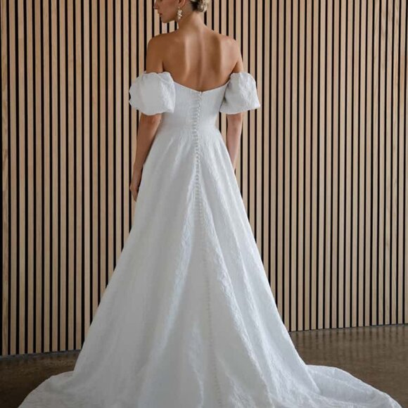 Jenny Yoo Beau Wedding Gown Size 12 - Picture 5 of 10